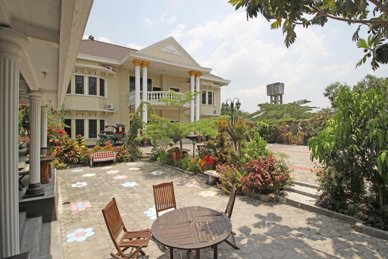 Hotel Reddoorz Near Umy Yogyakarta Ngabean Exterior foto
